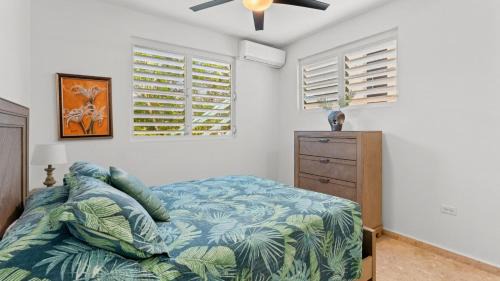 Puntas Apartamento | Casita 3 at Ceiba Tree Inn. Tranquility with Garden Views and Pergola with Ocean Overlook