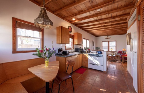 Alpine Cabaña | Casita Bonita~ your home away from from home in Big Bend