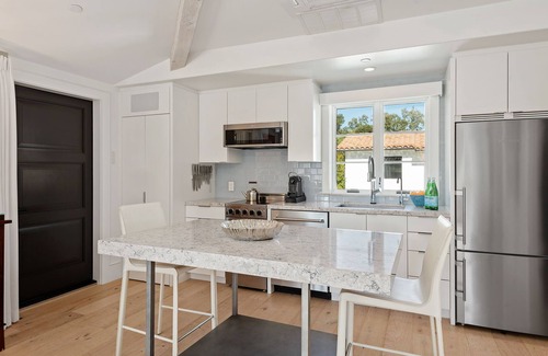 Montecito Casa | Casita Calma - Perfect Montecito Perch