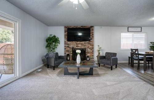 Raisin Casa | Casita D Caro