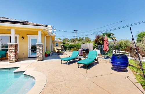 Fallbrook Casa | Casita de la Maracuyá & Tierra De La Maracuyá