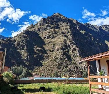Ollantaytambo Casa | Casita en Ollantaytambo con vista a las montañas