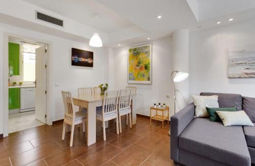 Pedregalejo Apartamento | Casita en Pedregalejo con terraza