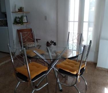 Villa Carlos Paz Casa | Casita Misol con piscina exclusiva y 100 mts del rio