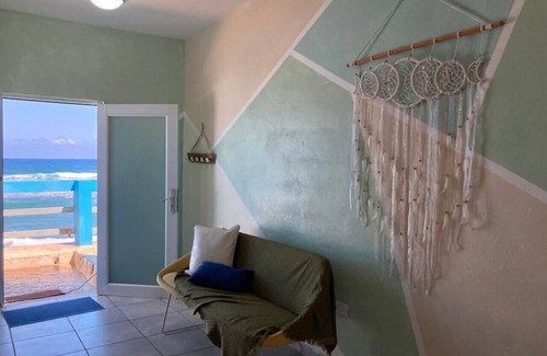 Cambalache Apartamento | Casita Oceanfront Pool Suite