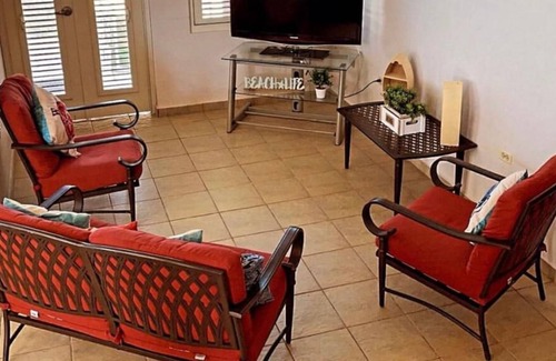 Lajas Casa | *CASITA PARGUERA* Family House Near South West Beach Commuties