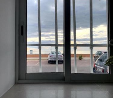 Torreblanca Casa | Casita pescadores recién reformada frente al mar