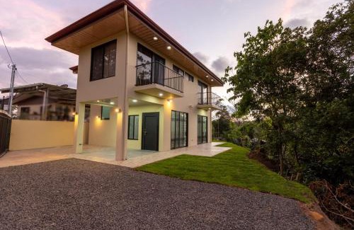 Grifo Alto Casa | Casita Poro