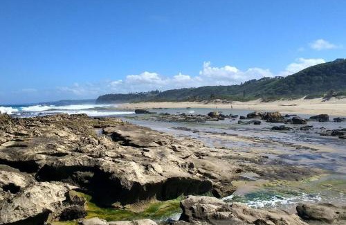 Aguadilla Casa | Casita PuertAzul - Breezy and relaxing getaway