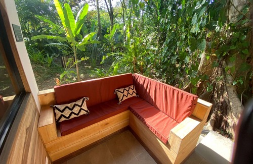 Chiguata Apartamento | Casita Samsari. In the heart of Playa Chiquita