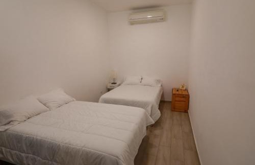 La Paz Casa | Casita Tiburón
