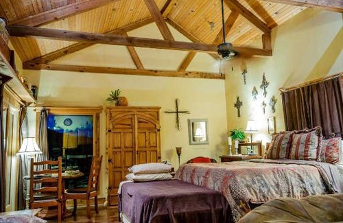Pipe Creek Casa | Casitas at Madrona Ranch - Casita