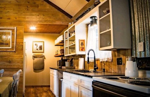 Pipe Creek Casa | Casitas at Madrona Ranch - Homestead