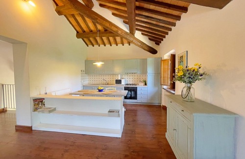 Camporgiano Villa | Filicaia - Casa de campo, gran piscina privada. WIFI. Caminata al rio.