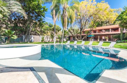 Cuernavaca Casa | Casona de Elefantes Cuernavaca, 11 suites, 24 personas