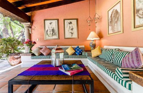 Cuernavaca Casa | Casona de Elefantes Cuernavaca, 11 suites, 24 personas
