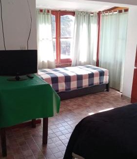 Villa Carlos Paz Cama Y Desayuno | CASONA Malva del Rio