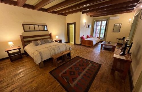 Villa Alegre Cama Y Desayuno | CASONA SAN PEDRO Hotel Boutique