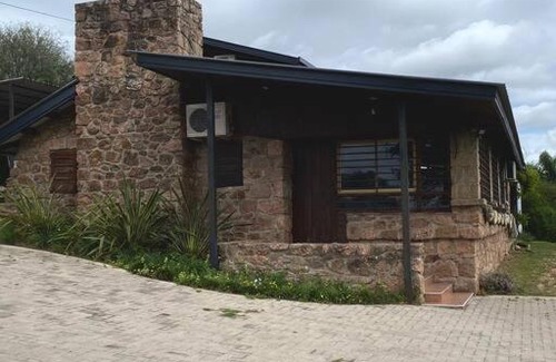 Villa Carlos Paz Chalet De Esquí | Casona Villa del Lago