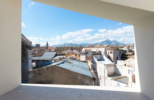 Castellammare Vucciria Apartamento | Cassaro Apartment con Terrazza by Wonderful Italy