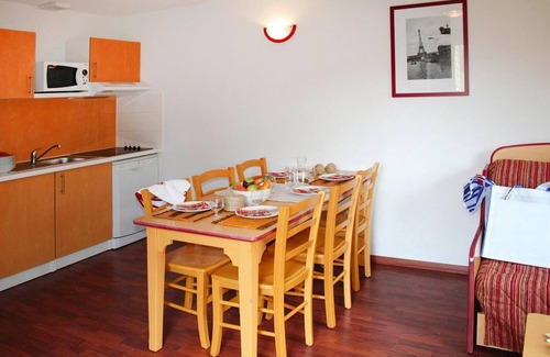 Cassen Casa | Casa de vacaciones Cassen con piscina