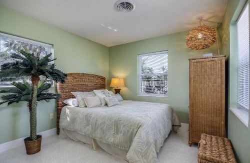 Ocean Shores Casa | Castaway Cottage Paradise At The Beach!