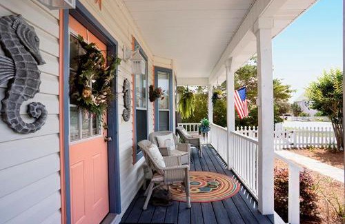 Crystal Beach Casa | Castaway Cottage