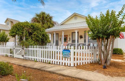 Crystal Beach Casa | Castaway Cottage
