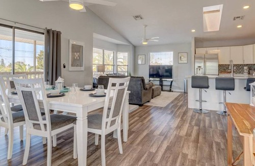 Hudson Beach Estates Casa | Castaway to the Gulf