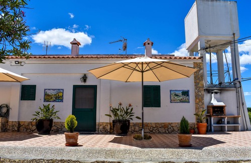 Palmela Cabaña | castle house