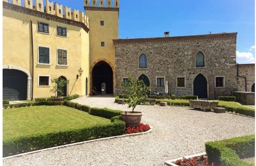 Cola Apartamento | Castel1500 in the historic center