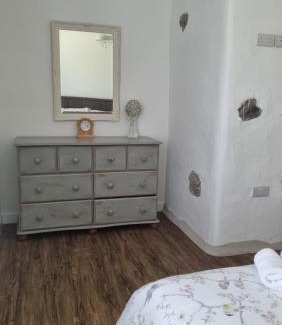 Bodffordd Casa | Castell