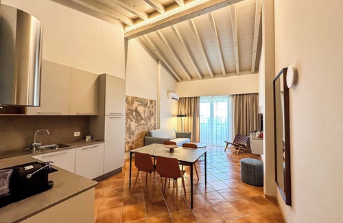 Desenzano del Garda Casa | Castello Belvedere Apartments
