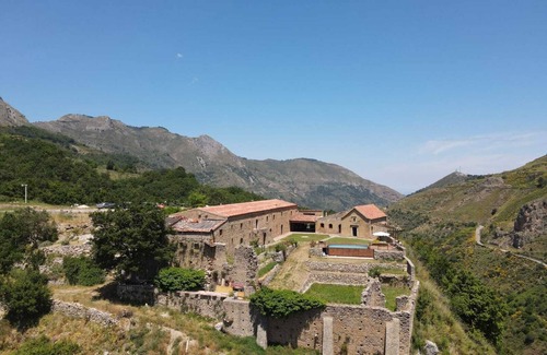 Longi Casa | Castello di Mile - trekking e relax in Sicilia