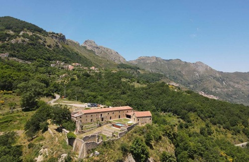 Longi Casa | Castello di Mile - trekking e relax in Sicilia