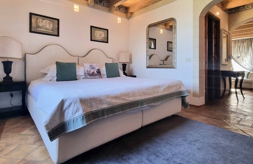 Montalcino Hotel | Castello di Velona Resort Thermal SPA & Winery