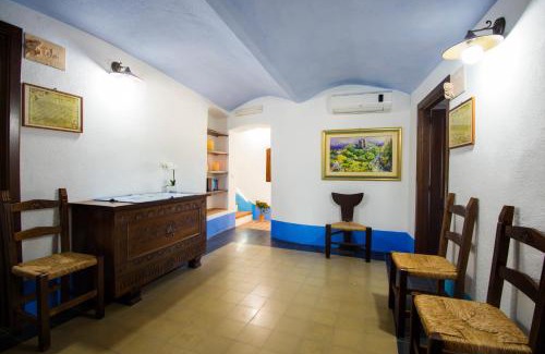 Galtelli Hotel | Castello Malicas