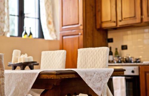 Peschiera Maraglio Apartamento | Castello Oldofredi