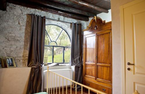 Peschiera Maraglio Apartamento | Castello Oldofredi