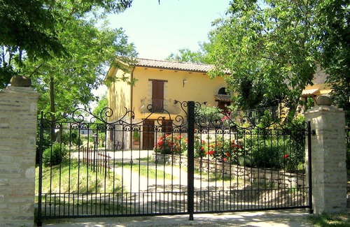Cagli Apartamento | Castellonesto-IRIS-estudio