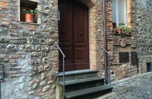 Ficulle Casa | Castelmaggiore, apartamento en el centro histórico
