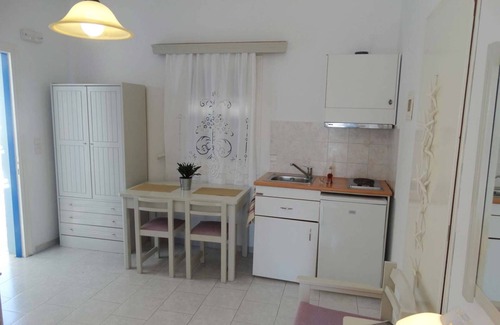 Katapola Cama Y Desayuno | Castelopetra Studios