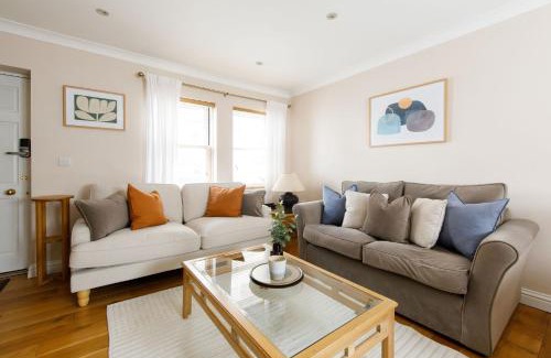 Lewes Casa | Castle Bank Terrace By The Butler Collection