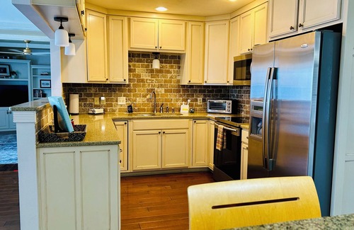 Bentonville Casa | Castle Cove Bentonville ... casa privada con piscina frente a Crystal Bridges