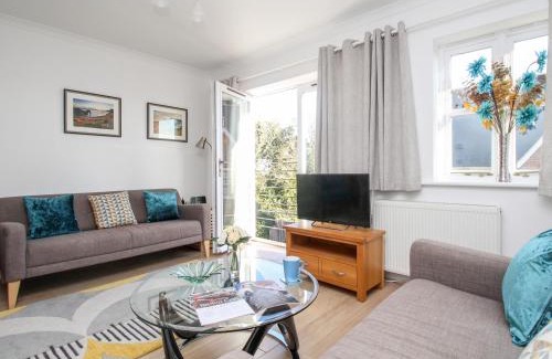 Weymouth Casa | Castle Cove View