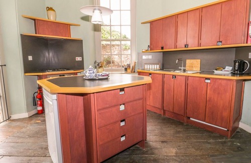 Taunton Cabaña | Castle House