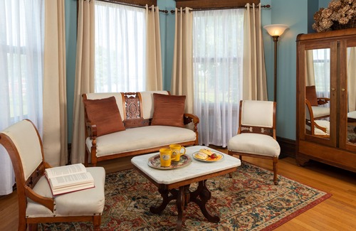 Allegan Cama Y Desayuno | Castle in the Country