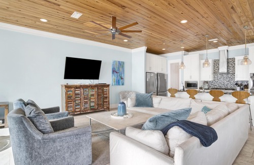Orange Beach East Casa | "Castle in the Sand East" Orange Beach AL-9 dormitorio, tiene capacidad para 26 piscinas privadas