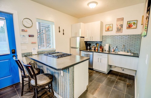 West Yellowstone Casa | Castle in the Sky Unit Y