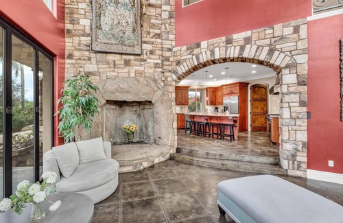 Ramona Casa | Castle on a hill, breathtaking views, surrounded with pools, trees, and lawn